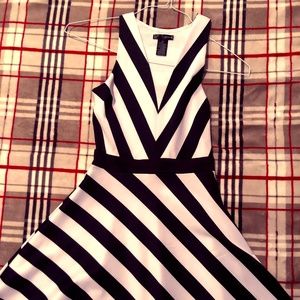 New Black and White Short Dress